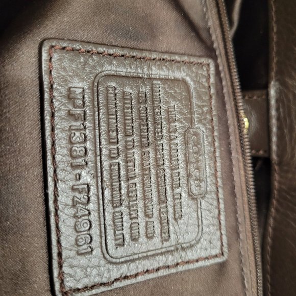 Coach - Picture 4 of 4